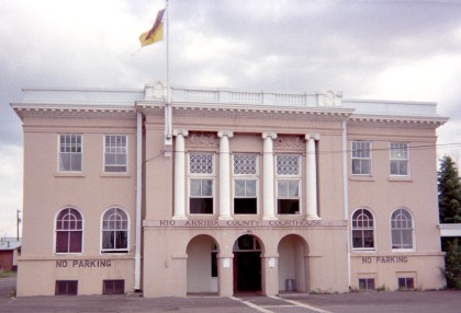County courthouse in Tierra Amarilla NM