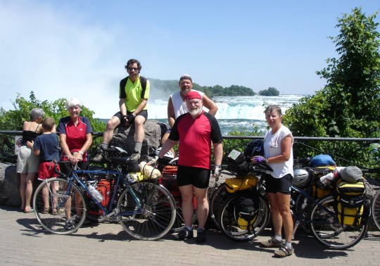Cyclists along bike path above Niagara Falls