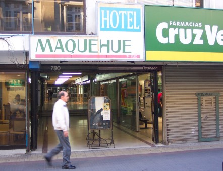 Hotel Maquehue entrance