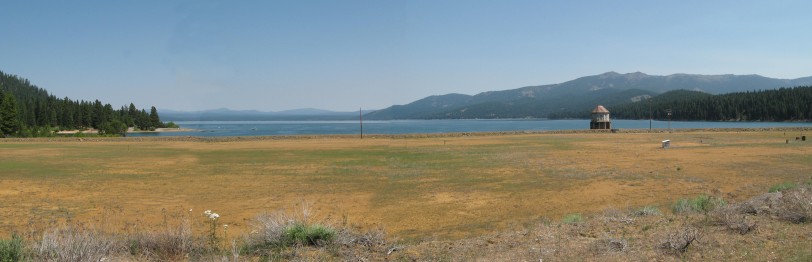 Panorama of the dam at Lake Almanor