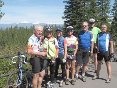 Alfred, Rose, Claudine, Sue, Dave Jones, Phil and Oliver with mountains in the background