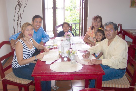 The family at La Olla
